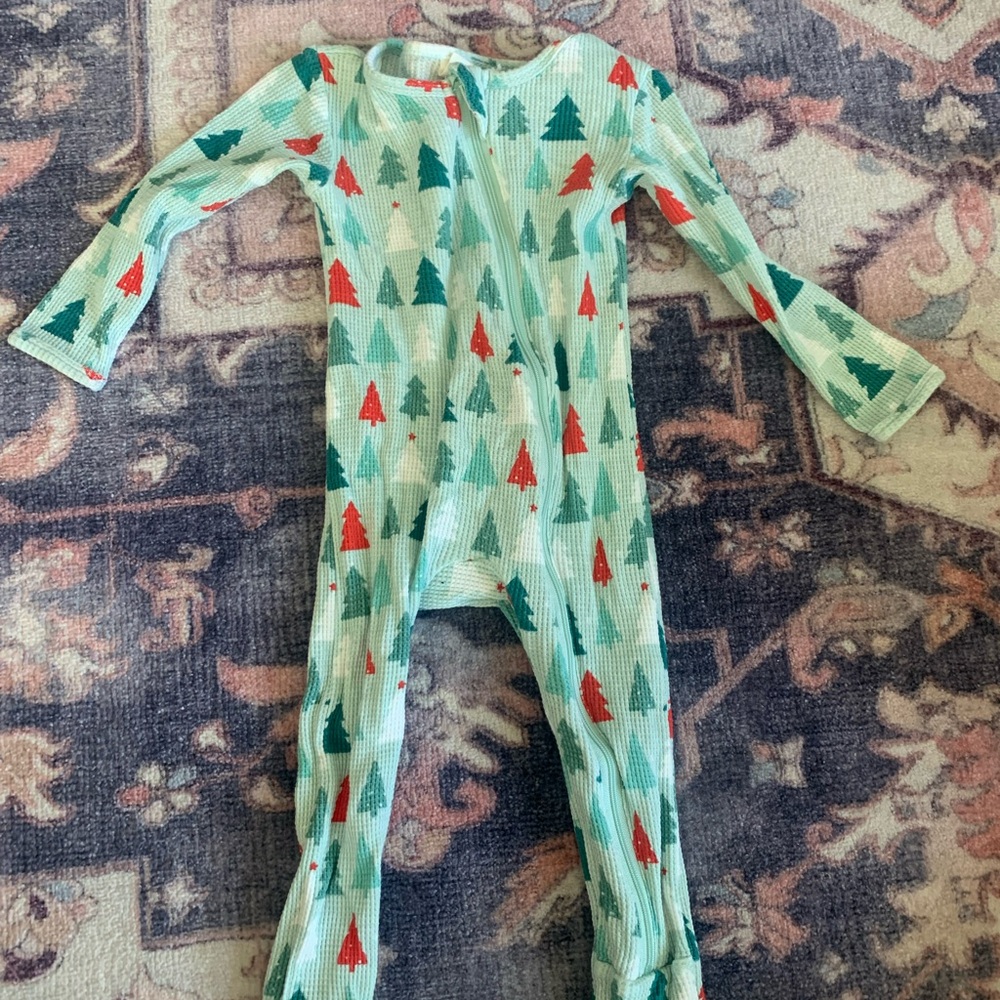 Spearmint Festive Tree Print Baby Zippies PJs 12-18 mo